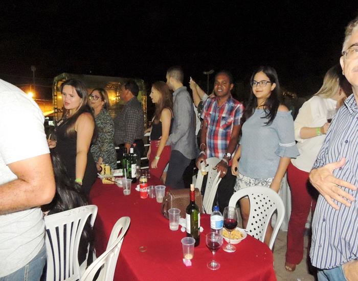 Público faz artistas se empolgarem pelo carisma nos shows  - Imagem 62