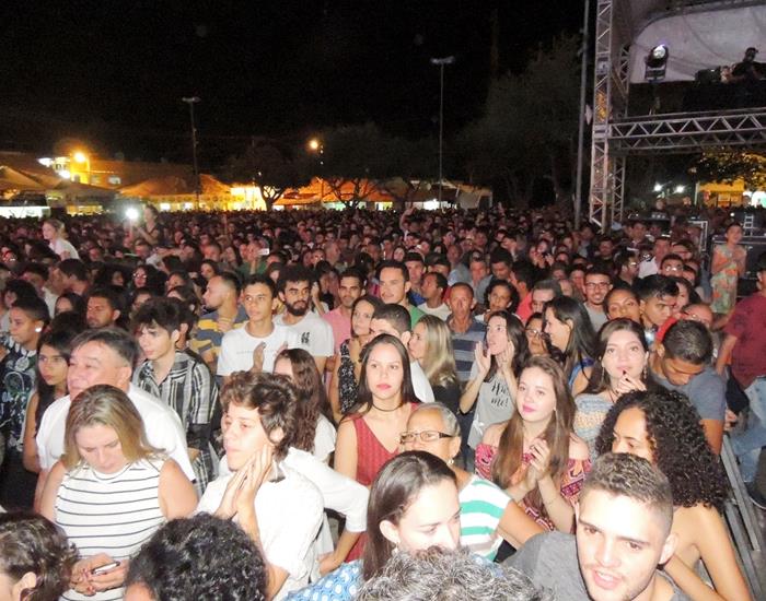 Público faz artistas se empolgarem pelo carisma nos shows  - Imagem 2