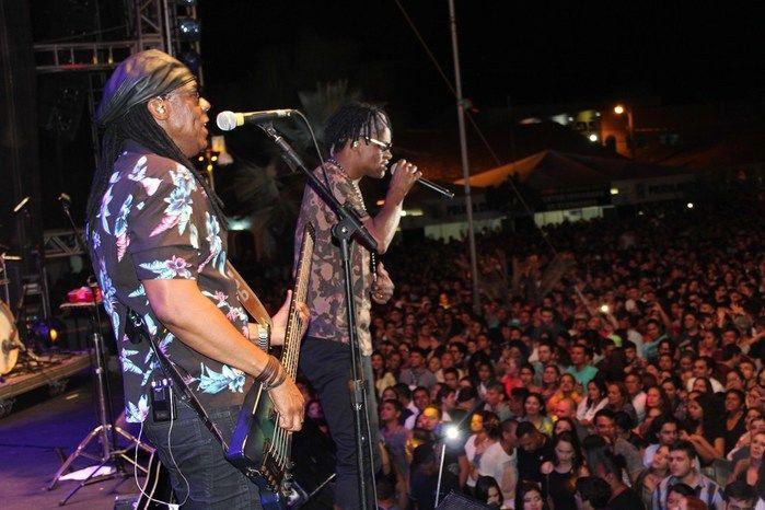 Samba, Rock e Reggae marcam 3ª noite do Festival de Inverno - Imagem 9