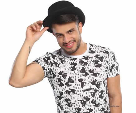 Avine Vinny vai comandar a festa no dia 26 de junho, juntamente com Jonas Esticado e Meninos de Barão