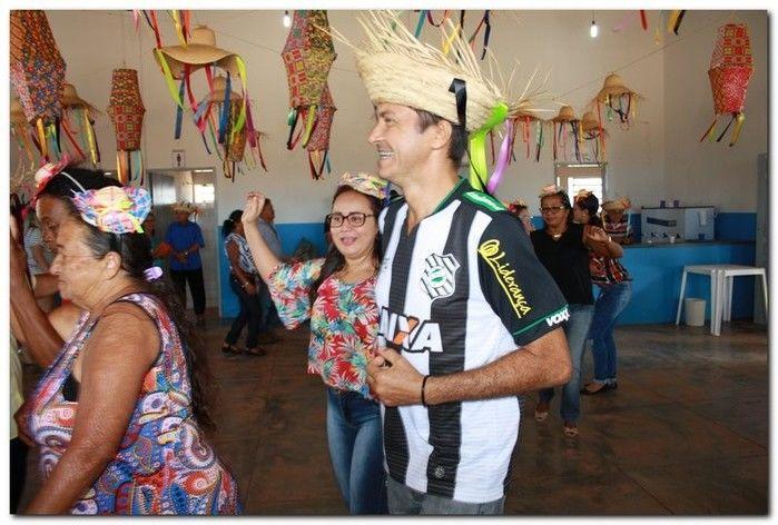 SEMTAC Realiza Arraiá do Vaidoso - Imagem 38