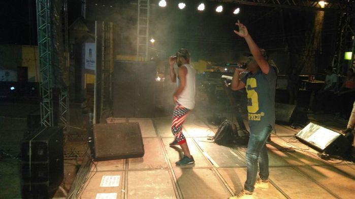 A noite dessa sexta- feira(23) (Crédito: Adriano sousa)