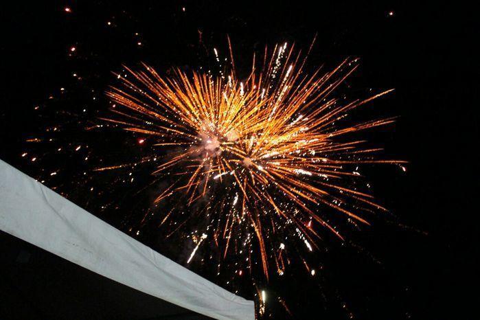 Fogos em homenagem aos 123 anos de Palmeirais 