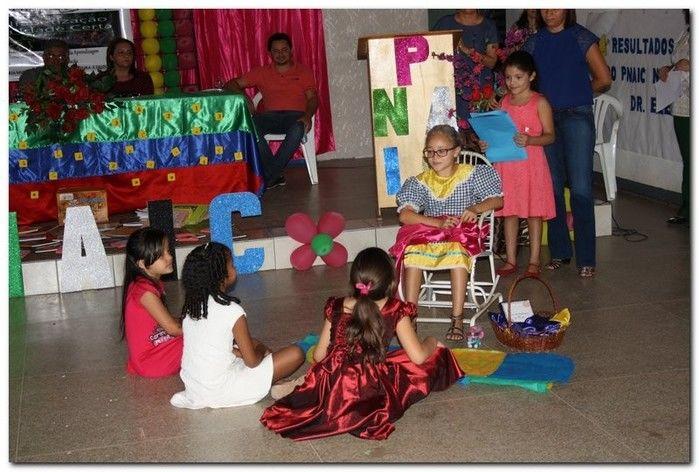 Secretaria de Educação realiza IV Seminário Municipal do PNAIC - Imagem 73