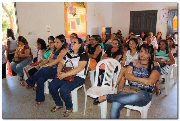 Secretaria de Educação realiza IV Seminário Municipal do PNAIC - Imagem 42