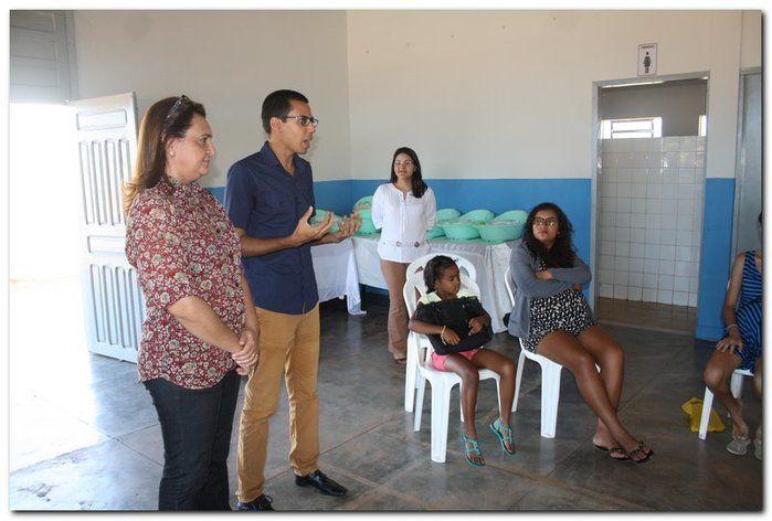 Cras realiza oficina de enxovais para o grupo de gestantes - Imagem 11