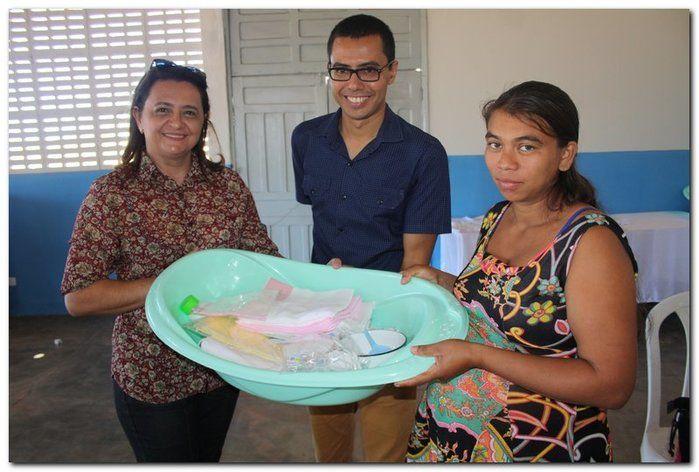 Cras realiza oficina de enxovais para o grupo de gestantes - Imagem 22