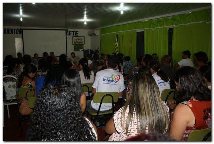 Secretaria de Saúde realiza reunião geral com os profissionais  - Imagem 5