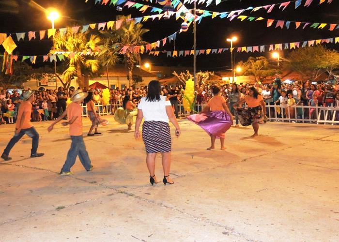 Sábado de folguedos com belas apresentações e sucesso de público - Imagem 31