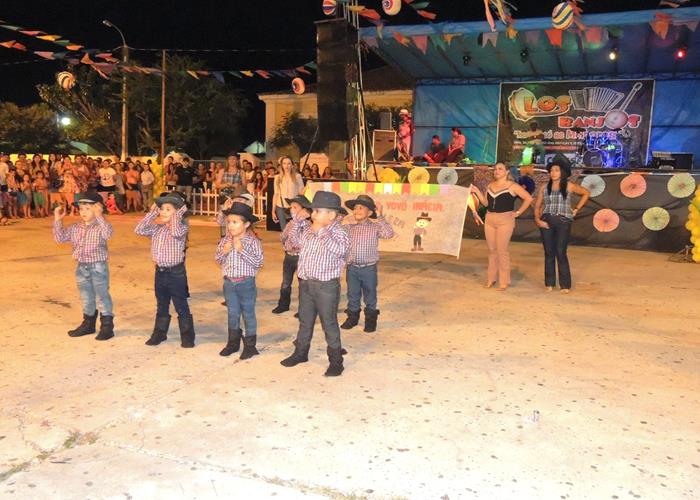 Sábado de folguedos com belas apresentações e sucesso de público - Imagem 15