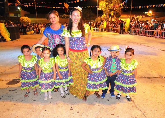 Sábado de folguedos com belas apresentações e sucesso de público - Imagem 11