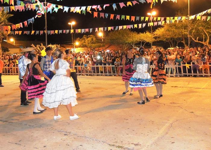 Sábado de folguedos com belas apresentações e sucesso de público - Imagem 105