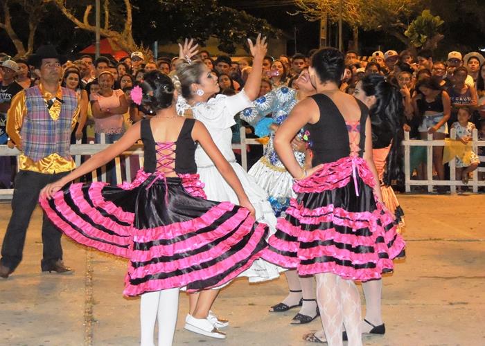 Sábado de folguedos com belas apresentações e sucesso de público - Imagem 108