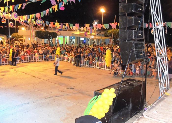 Sábado de folguedos com belas apresentações e sucesso de público - Imagem 48