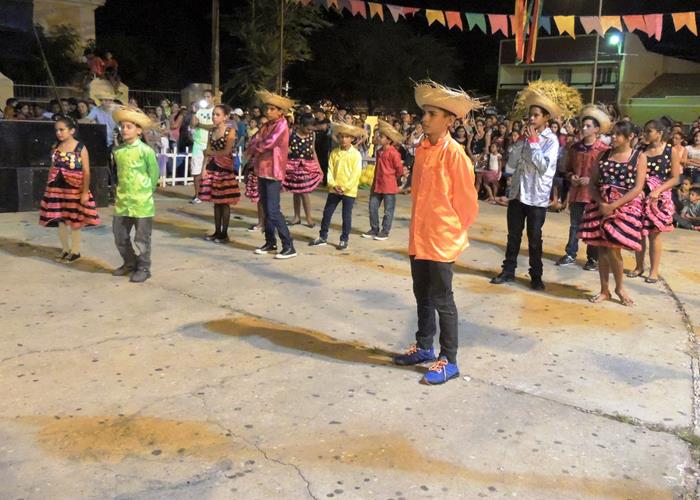 Sábado de folguedos com belas apresentações e sucesso de público - Imagem 102