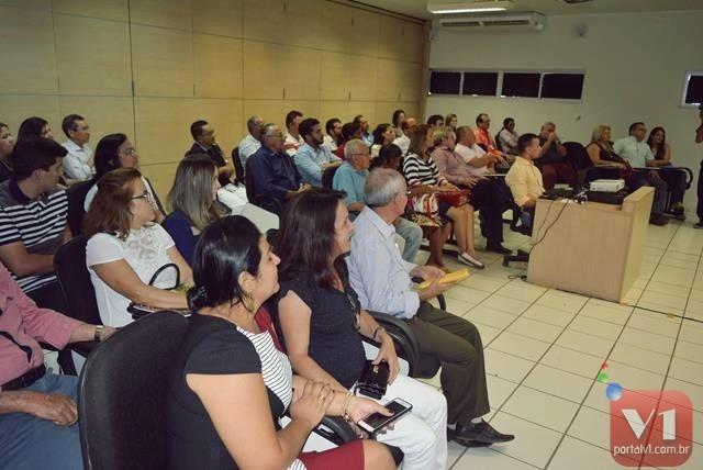 Futuro de PMDB será decido em convenção, afirma João Henrique - Imagem 3