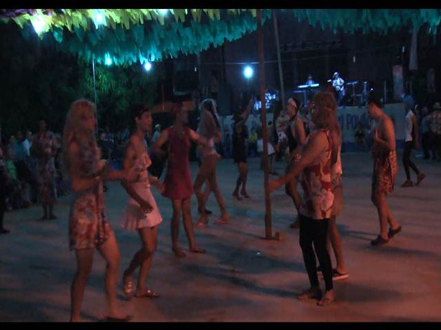 Público lota o encerramento do 31º São João do bairro Codó em DEL - Imagem 20