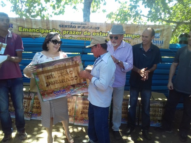 Colônia do Piauí recebe o Projeto “Sertão Irrigado”  - Imagem 104