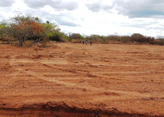 Município intensifica ações em estrada e esporte na zona rural  - Imagem 12