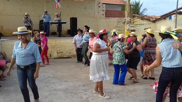 A Secretaria de Ação Social realizou o São João da Melhor Idade em  - Imagem 9