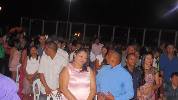 Casamento comunitário é realizado em Santo Inácio  - Imagem 42