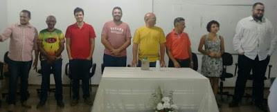 MESA DE HONRA (Crédito: UESPI)