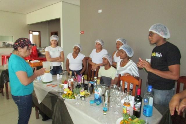 SMAS Realizou Curso Básico de Garçom - Imagem 86
