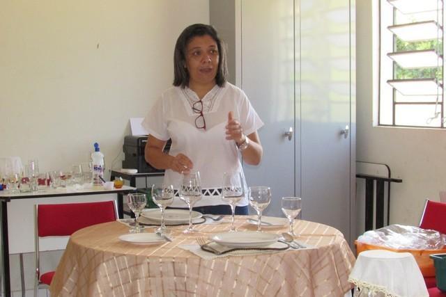 SMAS Realizou Curso Básico de Garçom - Imagem 13