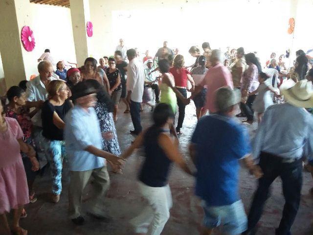 Assistência Social de Dom Expedito Lopes promoveu a Tarde Dançante - Imagem 13