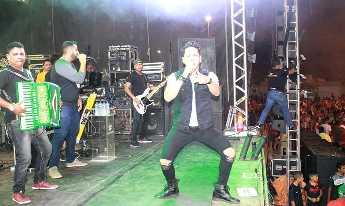 Público prestigia shows de aniversário 163 anos de Pedro II  - Imagem 3