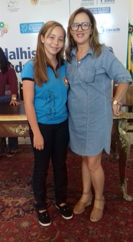 Medalhistas da U.E. Paulo Ferraz receberam premiação do Estado. - Imagem 6