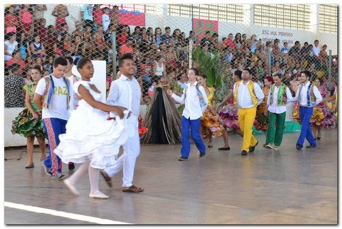 I Festival Folclórico das Escolas Municipais - Imagem 40