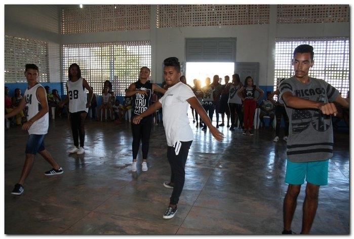 SEMTAC realiza oficinas ao Público do SCFV - Imagem 50