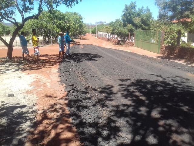 Prefeitura está recuperando estradas vicinais do município. - Imagem 5