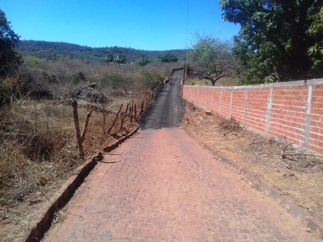 Prefeitura está recuperando estradas vicinais do município. - Imagem 1