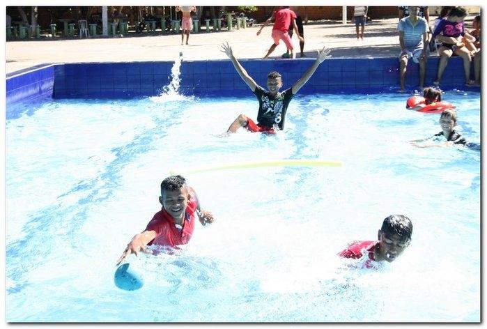 SEMTAC proporciona manhã de lazer para crianças e adolescentes - Imagem 5