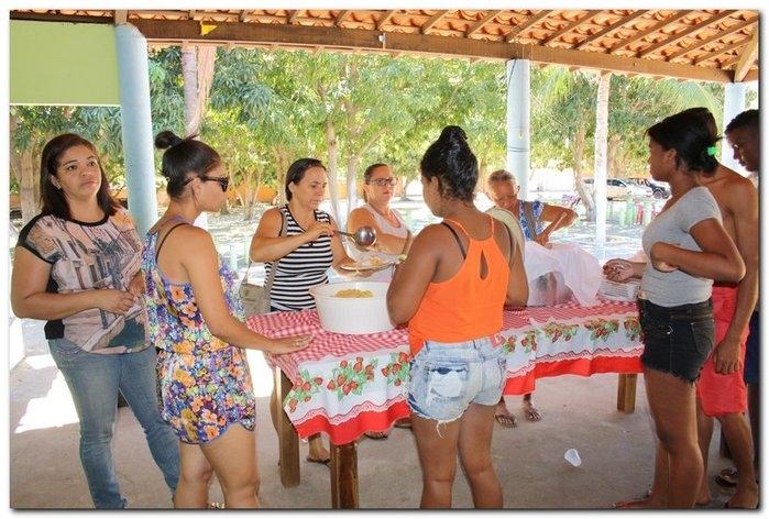 SEMTAC proporciona manhã de lazer para crianças e adolescentes - Imagem 27