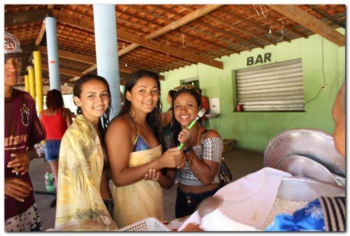 SEMTAC proporciona manhã de lazer para crianças e adolescentes - Imagem 28