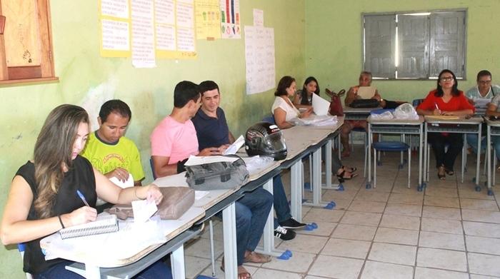 Professores participam de planejamento escolar na volta as aulas  - Imagem 6