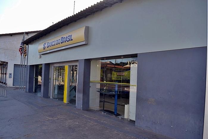 Homem é amarrado durante tentativa de roubo a banco em São Bernardo - Imagem 2