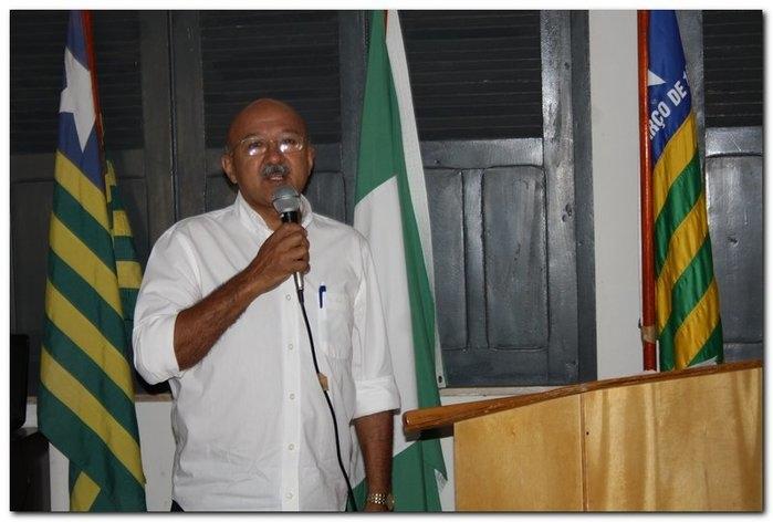 Empossados novos membros do Conselho do FUNDEB - Imagem 14