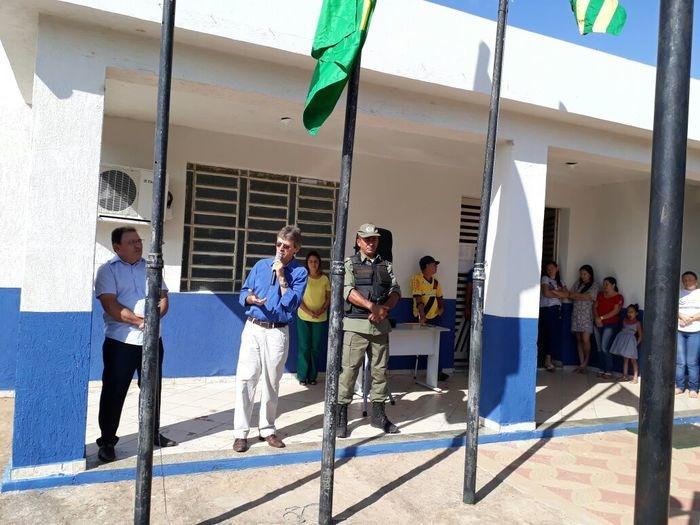 Dia da Independência com hasteamento de bandeiras em DEL - Imagem 1