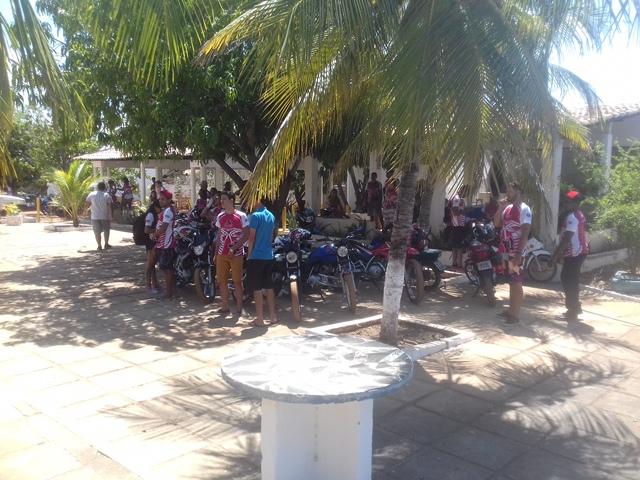 MILHARES DE MOTOCICLISTAS NAS RUAS DA CIDADE - Imagem 34