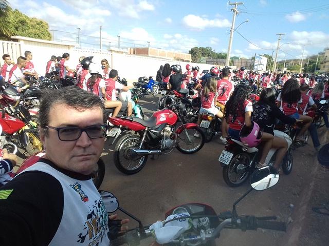 MILHARES DE MOTOCICLISTAS NAS RUAS DA CIDADE - Imagem 25