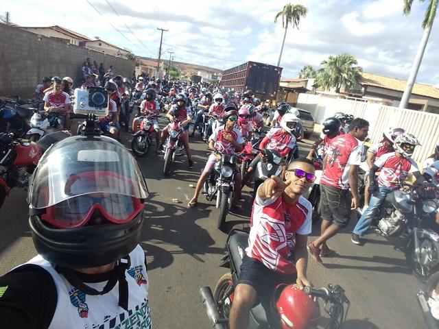 MILHARES DE MOTOCICLISTAS NAS RUAS DA CIDADE - Imagem 5