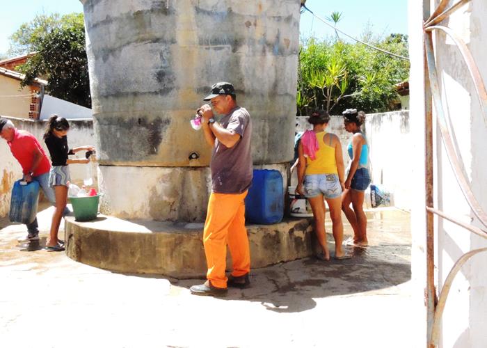 Bom exemplo: Município fornece água a população sem cobrar   - Imagem 2