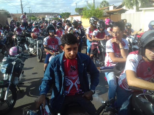 MILHARES DE MOTOCICLISTAS NAS RUAS DA CIDADE - Imagem 14