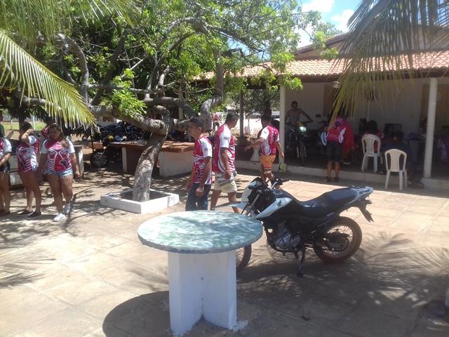 MILHARES DE MOTOCICLISTAS NAS RUAS DA CIDADE - Imagem 33