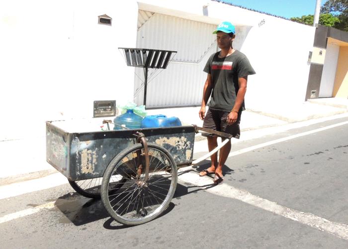 Bom exemplo: Município fornece água a população sem cobrar   - Imagem 13
