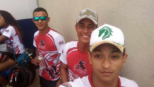 MILHARES DE MOTOCICLISTAS NAS RUAS DA CIDADE - Imagem 54